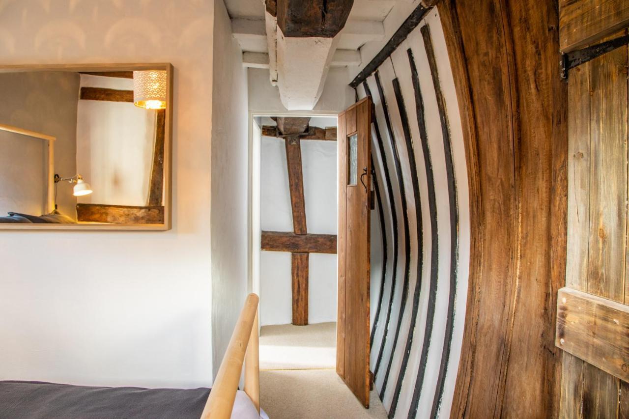 3 Masons Court The Oldest House In Stratford Upon Avon, Warwickshire. Villa Bagian luar foto