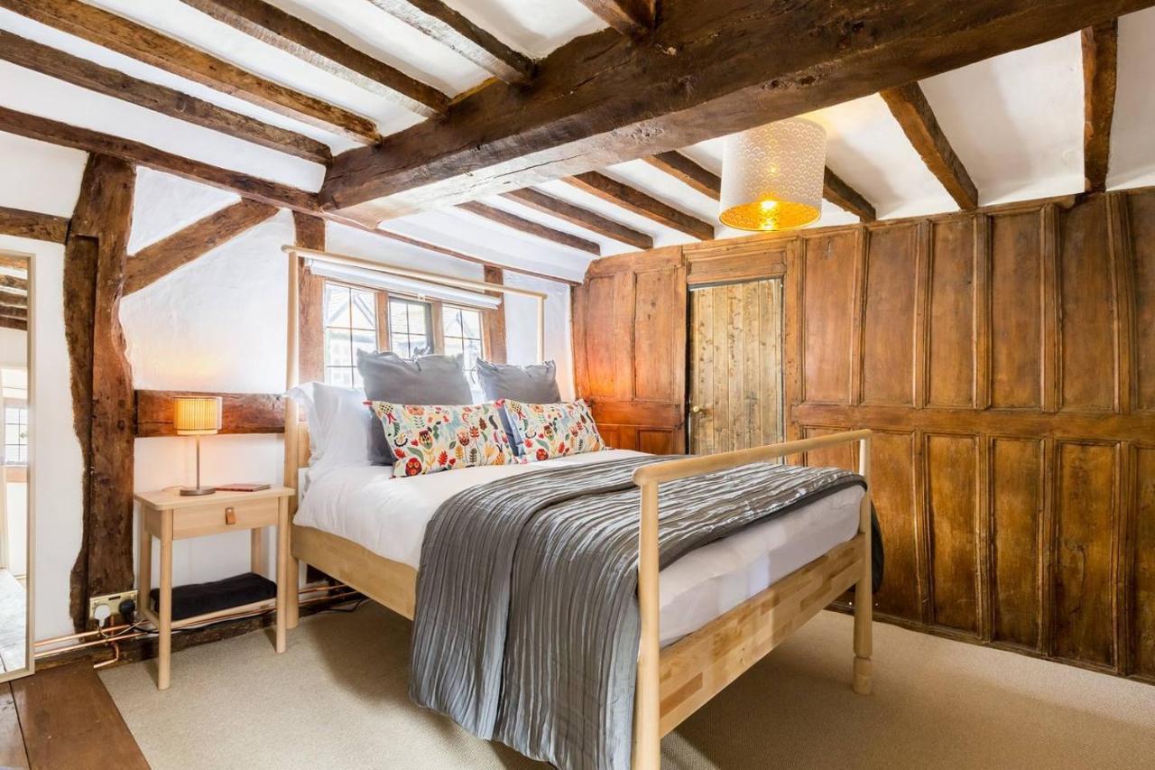 3 Masons Court The Oldest House In Stratford Upon Avon, Warwickshire. Villa Bagian luar foto